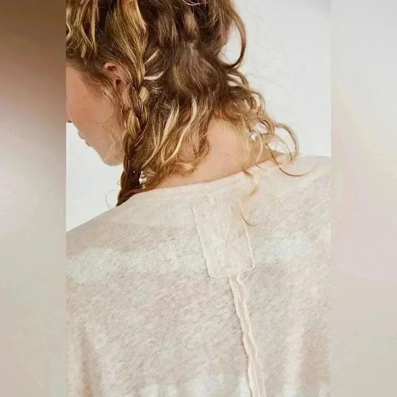 Free People FP Green Team Painted Linen Cotton Blend Tee Size Small EUC - Picture 3 of 7